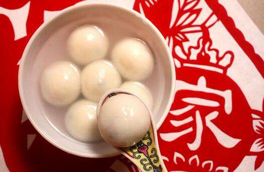 hjc黄金城地毯祝您元宵节快乐